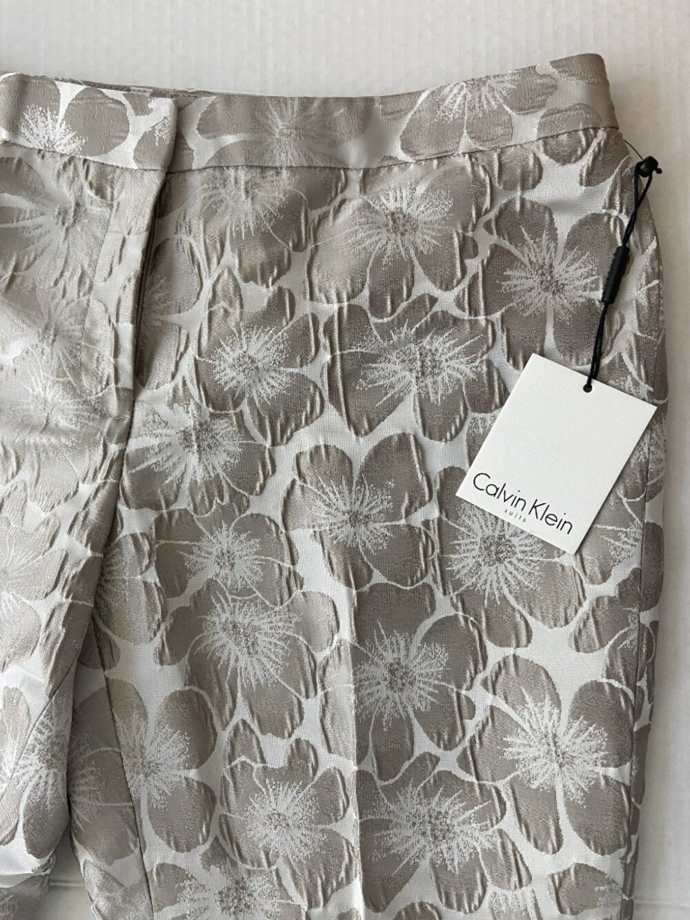Calvin Klein Pants, NWT, Textured Floral